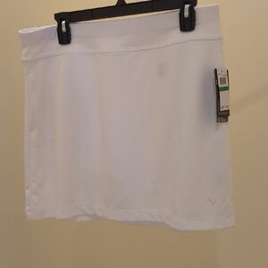NWT Callaway Golf Skort. Lg.